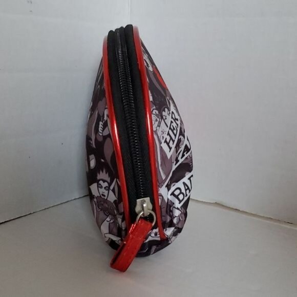 Disney Villains Pouch Bag Clutch Makeup Case Toiletries Queen of Hearts - Picture 4 of 12